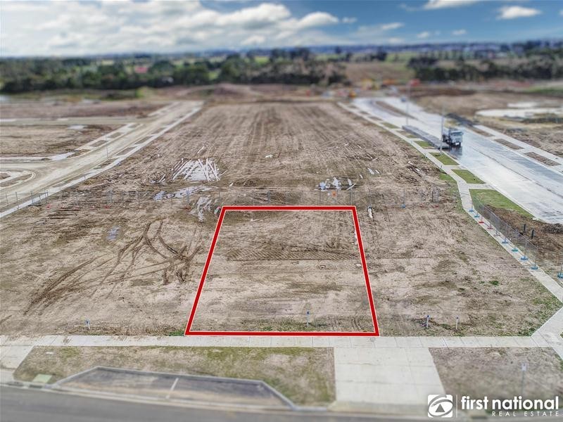 4 Dahl Drive, Officer VIC 3809