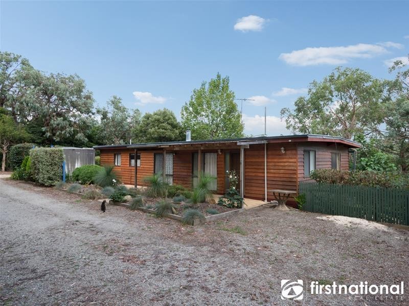 21 Manoora Road, Maryknoll VIC 3812