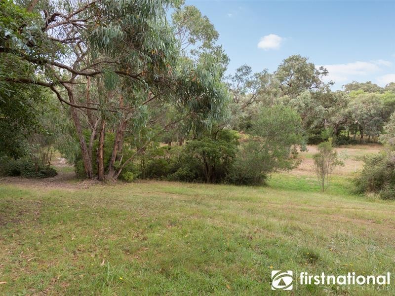 21 Manoora Road, Maryknoll VIC 3812