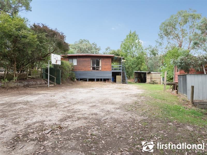 21 Manoora Road, Maryknoll VIC 3812