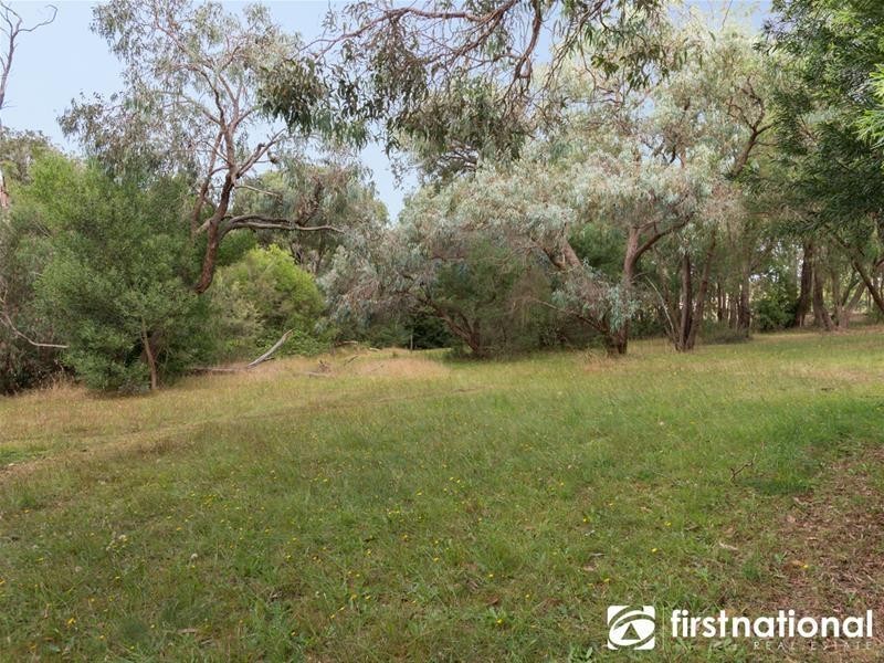 21 Manoora Road, Maryknoll VIC 3812