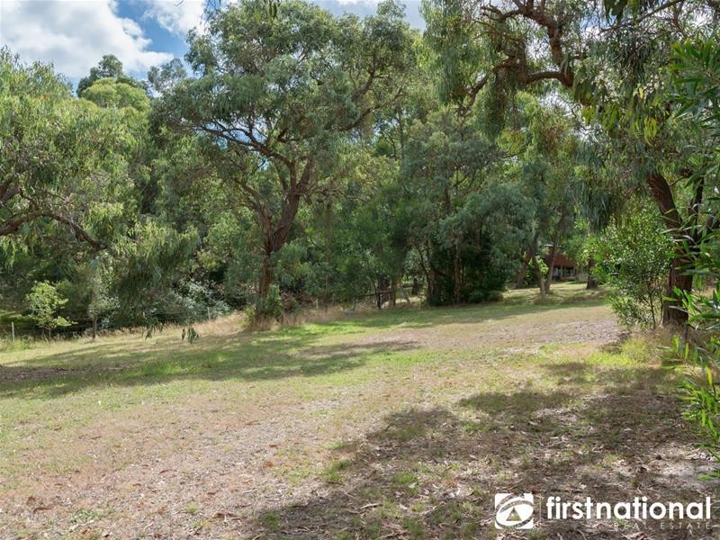 21 Manoora Road, Maryknoll VIC 3812