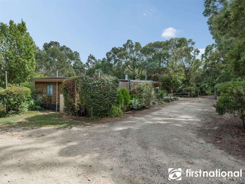 21 Manoora Road, Maryknoll VIC 3812