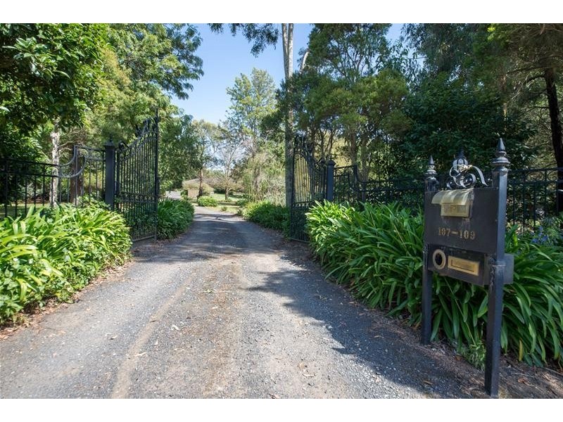 107-109 Buchanan Road, Berwick VIC 3806