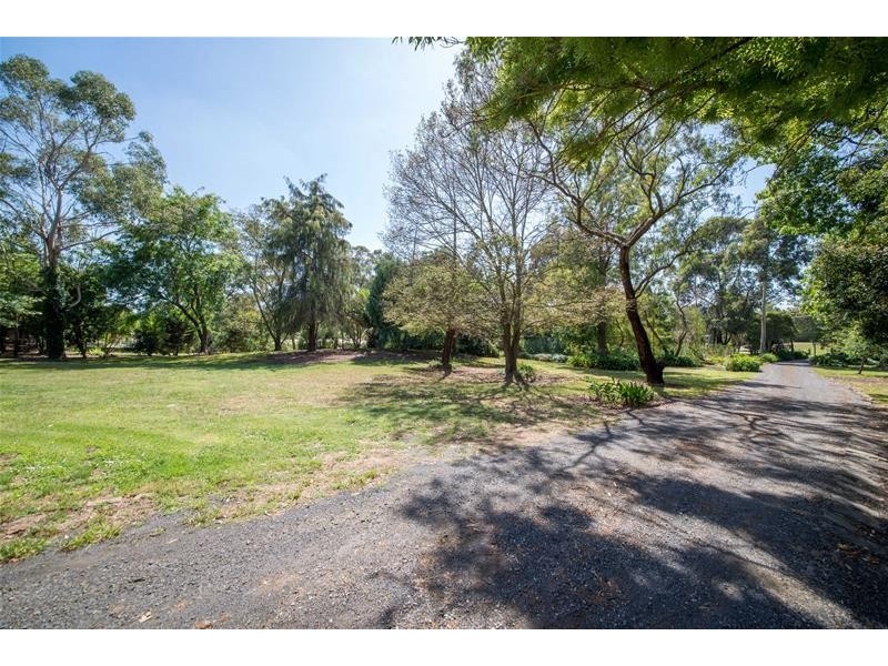 107-109 Buchanan Road, Berwick VIC 3806