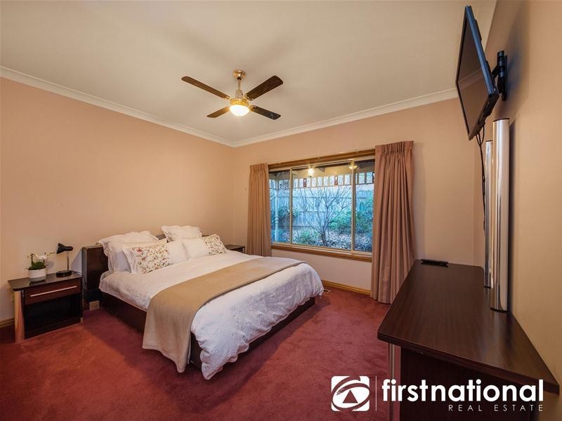 24 Baltaser Drive, Pakenham VIC 3810