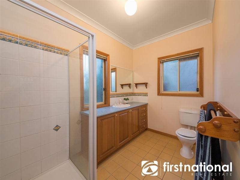 24 Baltaser Drive, Pakenham VIC 3810