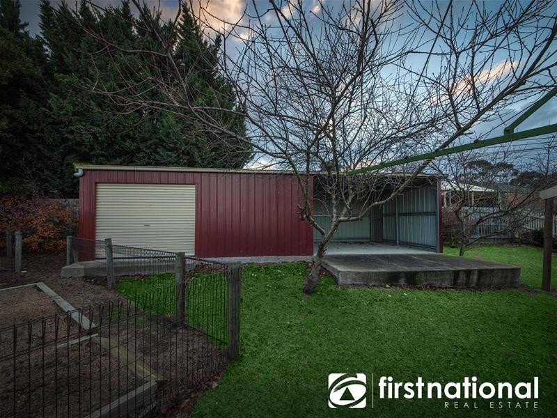 24 Baltaser Drive, Pakenham VIC 3810