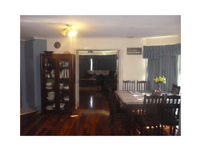 16 Cottswold Avenue, Narre Warren VIC 3805