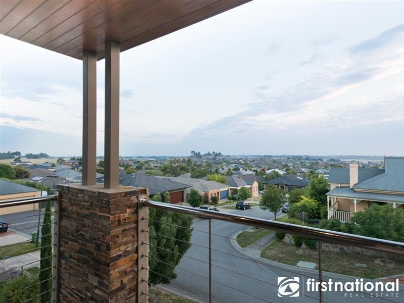 15 Lorne Court, Berwick VIC 3806