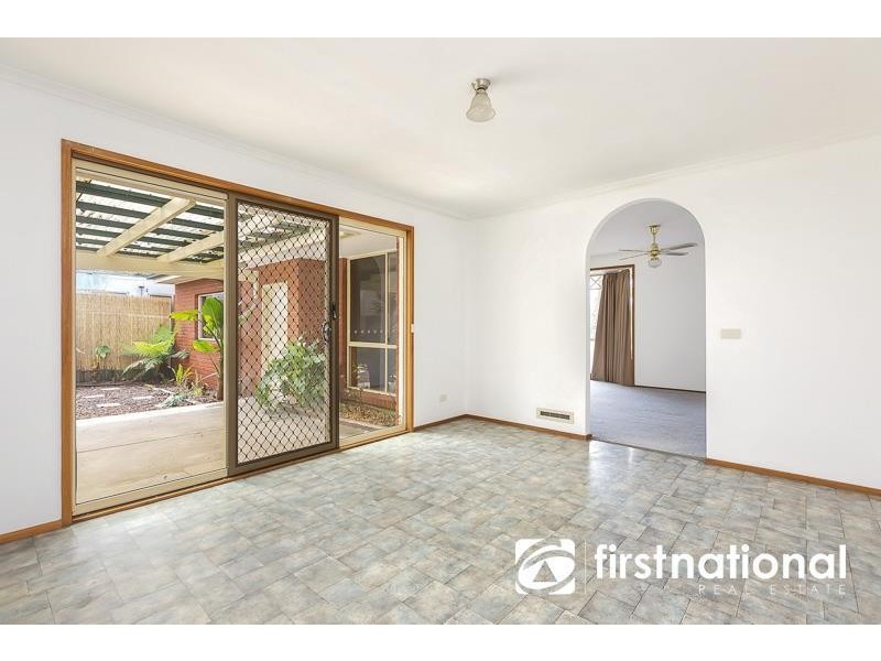 9 Union Avenue, Pakenham VIC 3810