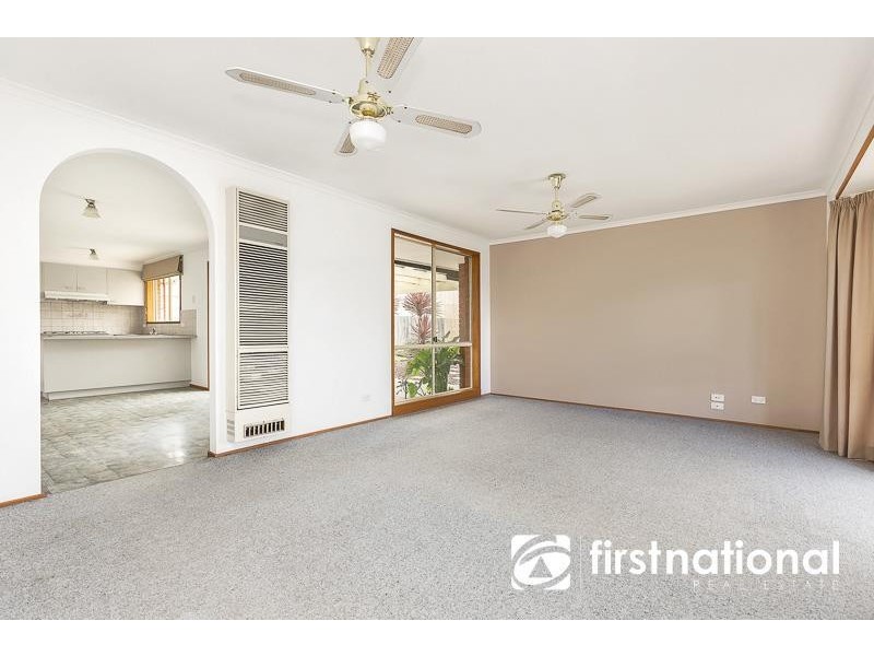 9 Union Avenue, Pakenham VIC 3810