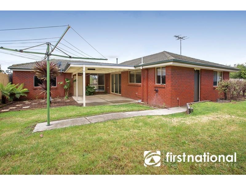 9 Union Avenue, Pakenham VIC 3810