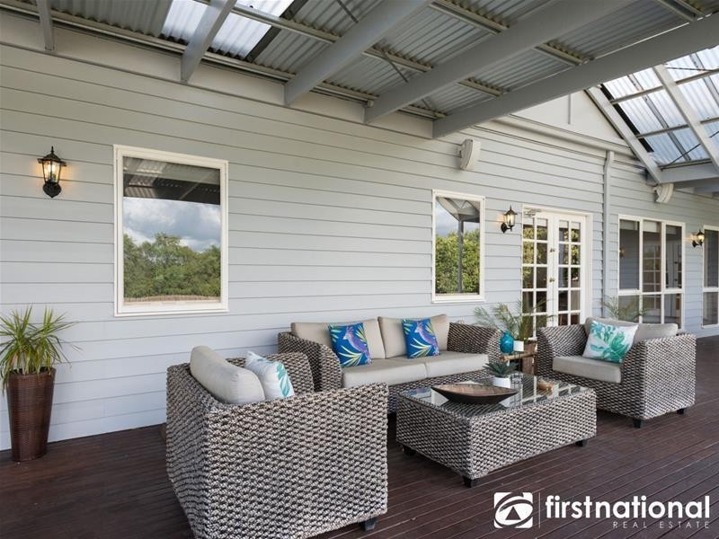 38-40 Cloverfield Close, Berwick VIC 3806