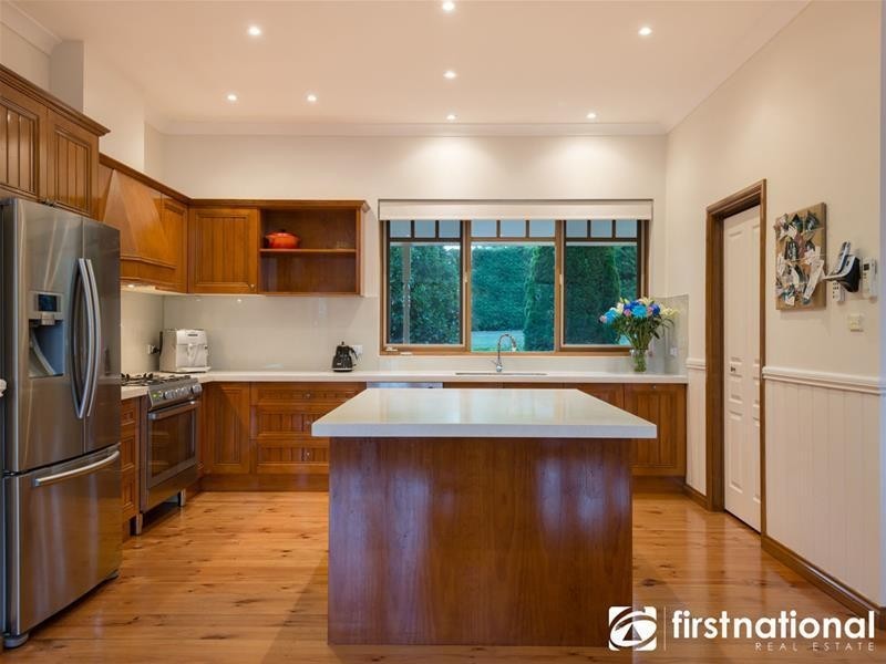 38-40 Cloverfield Close, Berwick VIC 3806