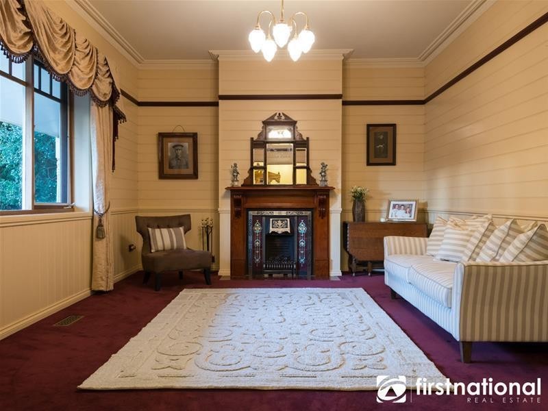 38-40 Cloverfield Close, Berwick VIC 3806