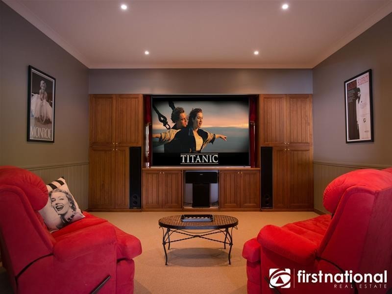 38-40 Cloverfield Close, Berwick VIC 3806