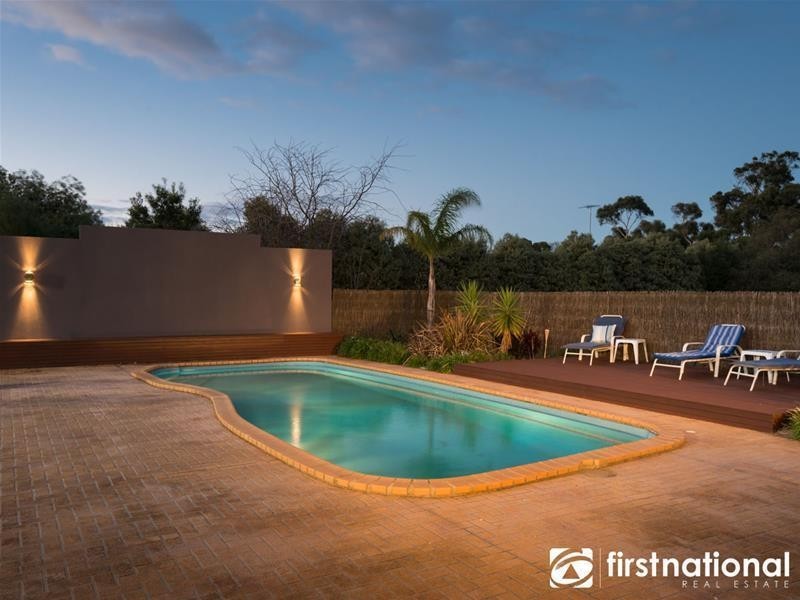 38-40 Cloverfield Close, Berwick VIC 3806