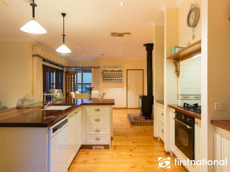 13 Goodall Court, Berwick VIC 3806