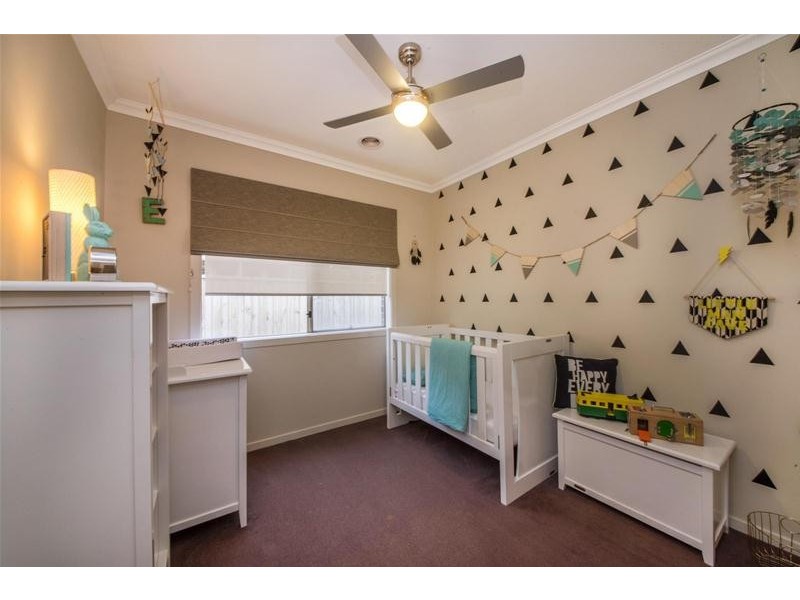 8 Winneke Way, Pakenham VIC 3810