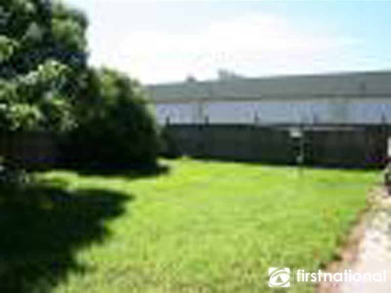 14 Wadsley Avenue, Pakenham VIC 3810