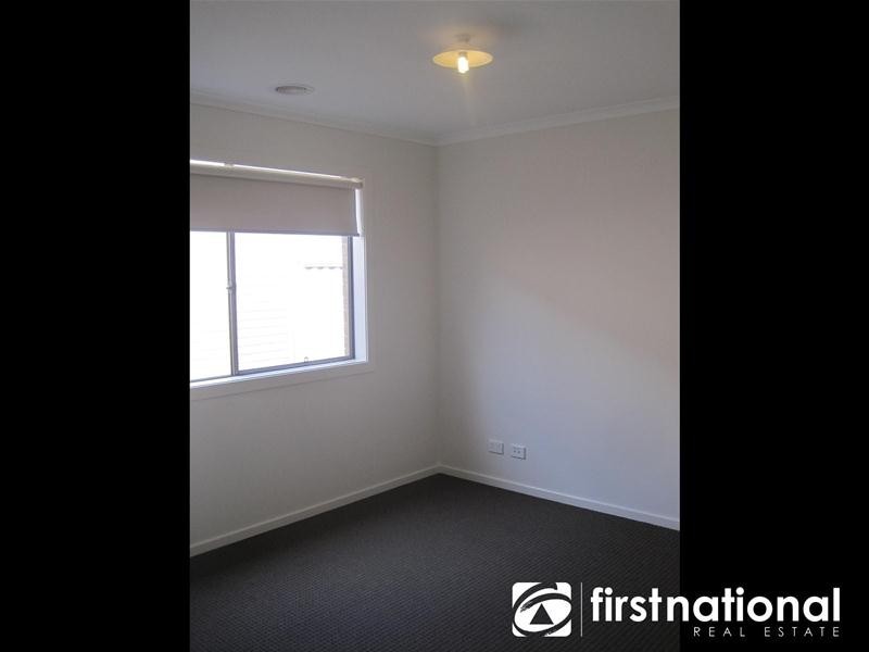 10 Keating Street, Pakenham VIC 3810