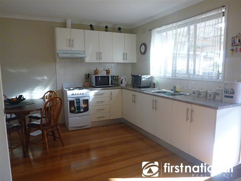 1/9 Rhoden Grove, Eumemmerring VIC 3177