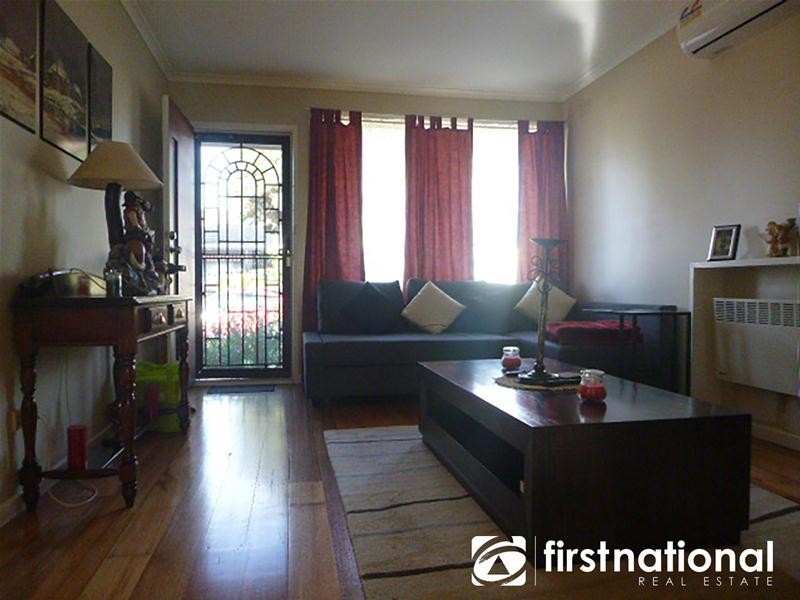 1/9 Rhoden Grove, Eumemmerring VIC 3177