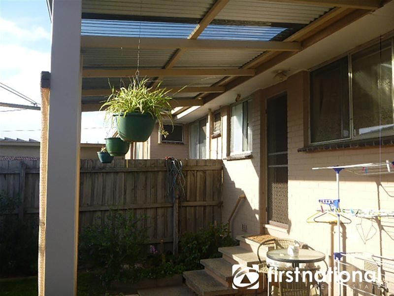 1/9 Rhoden Grove, Eumemmerring VIC 3177