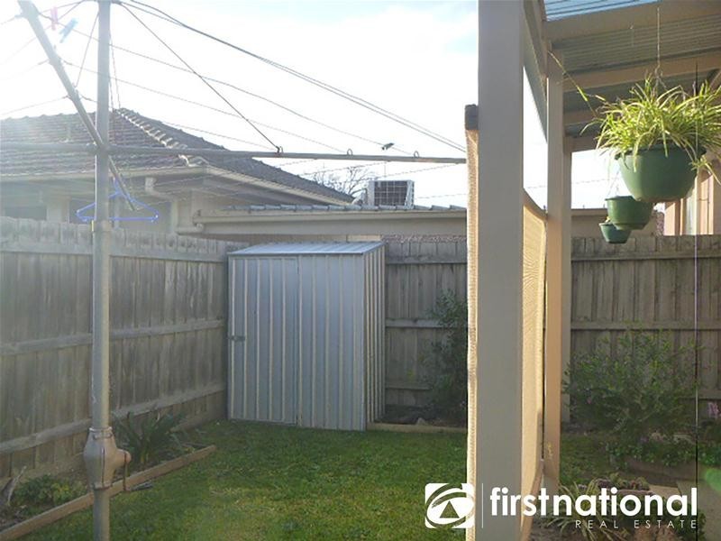 1/9 Rhoden Grove, Eumemmerring VIC 3177