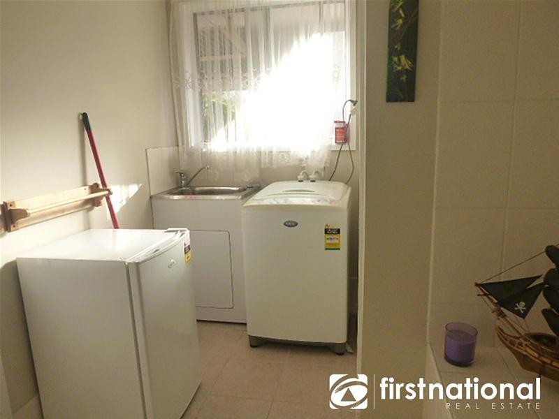 1/9 Rhoden Grove, Eumemmerring VIC 3177