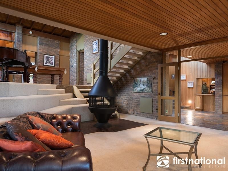 169 King  Road, Harkaway VIC 3806