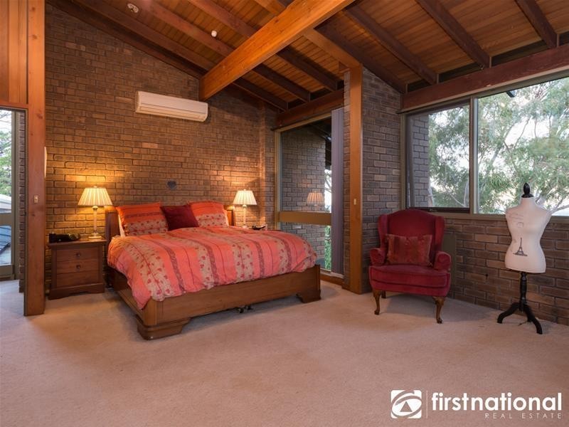 169 King  Road, Harkaway VIC 3806