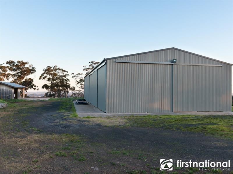 169 King  Road, Harkaway VIC 3806