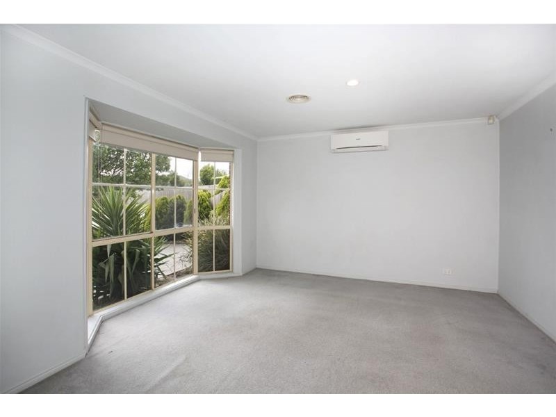 11 Rochford Place, Narre Warren South VIC 3805