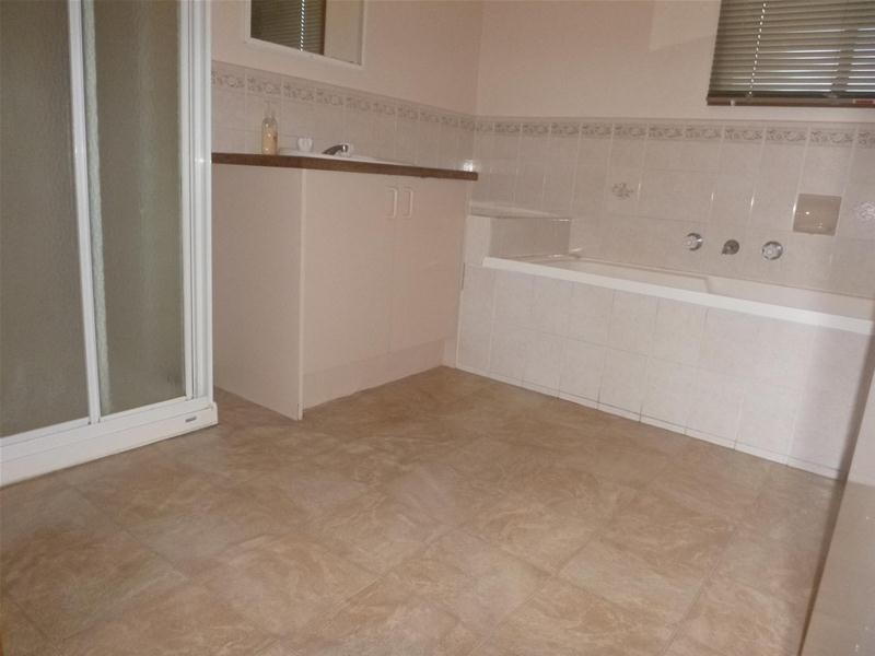 15 Palm Way, Narre Warren South VIC 3805