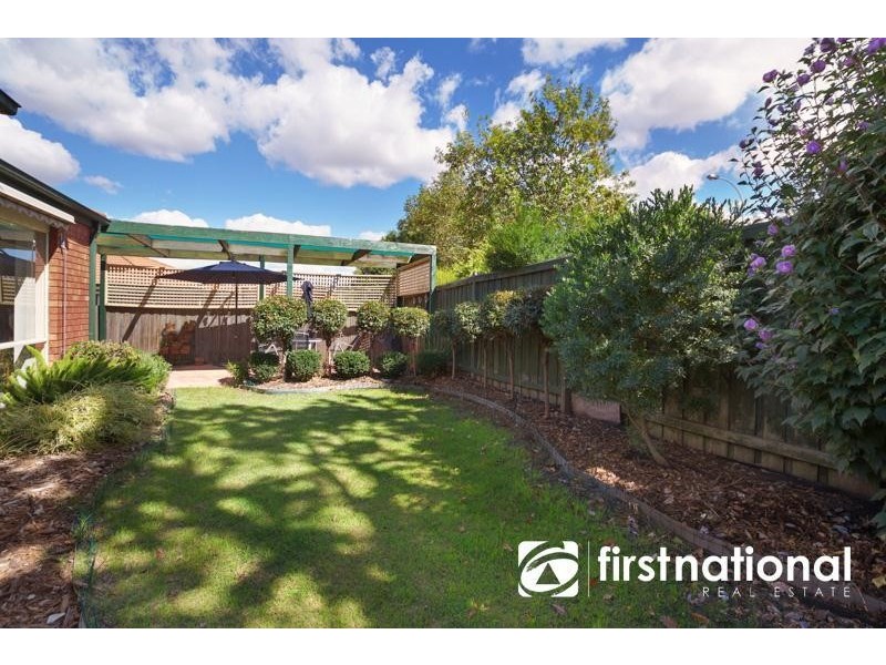 2 Jacqueline Place, Pakenham VIC 3810