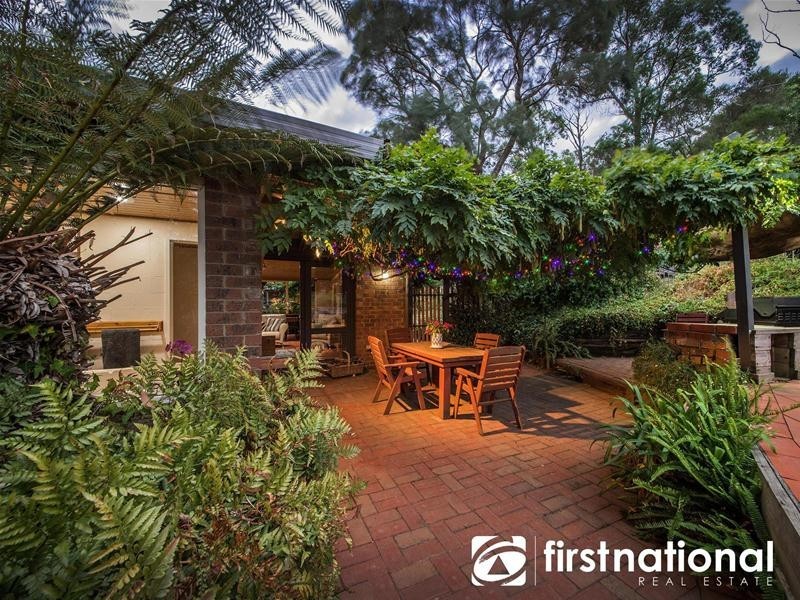 8 Noack Road, Harkaway VIC 3806