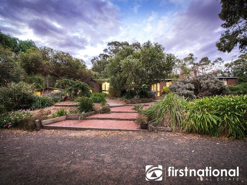 8 Noack Road, Harkaway VIC 3806