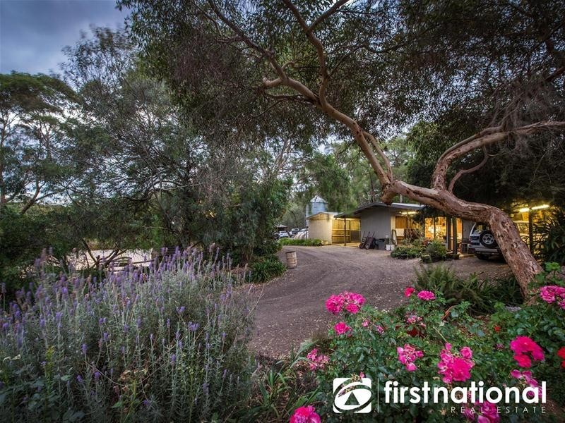 8 Noack Road, Harkaway VIC 3806