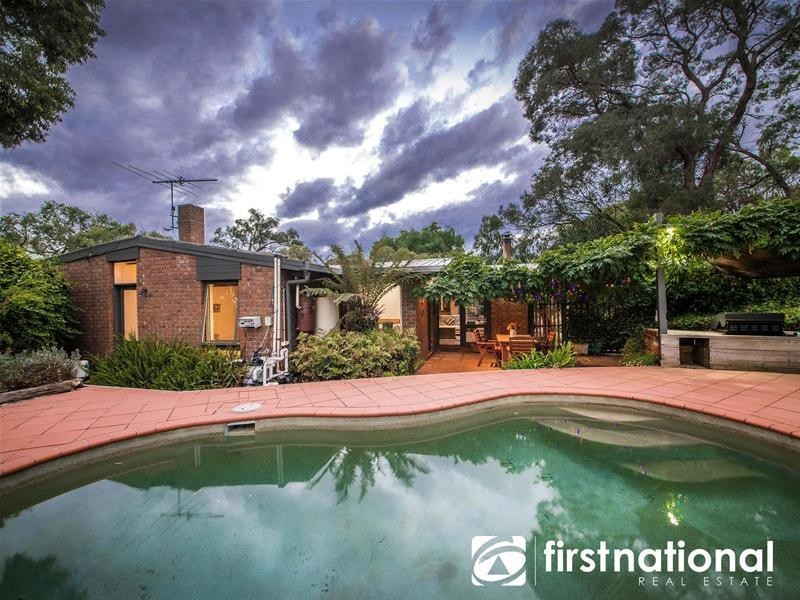 8 Noack Road, Harkaway VIC 3806