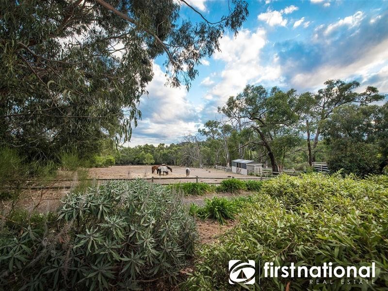 8 Noack Road, Harkaway VIC 3806