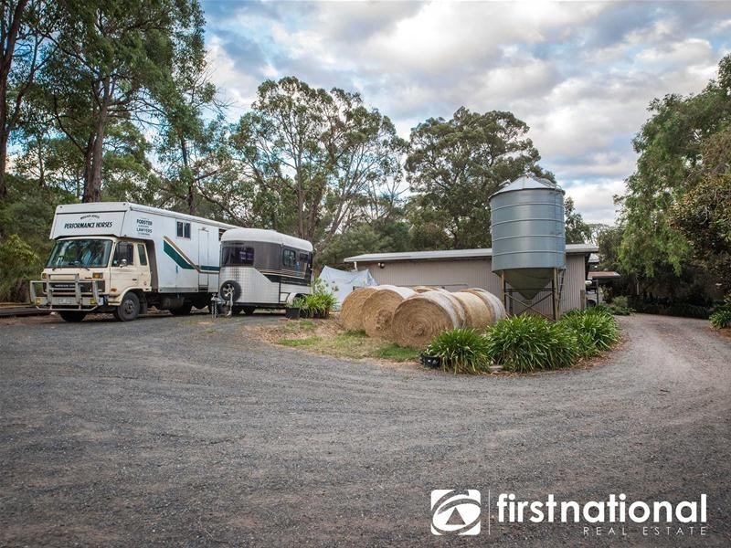 8 Noack Road, Harkaway VIC 3806