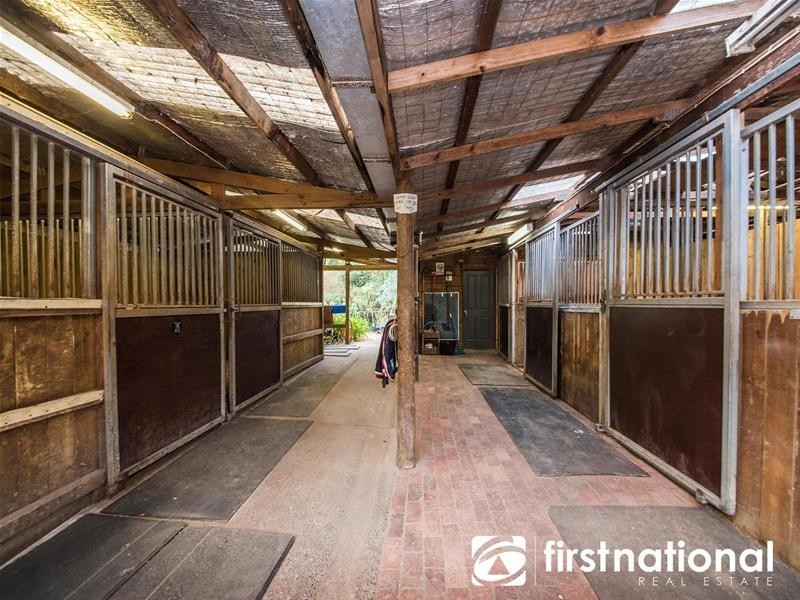 8 Noack Road, Harkaway VIC 3806