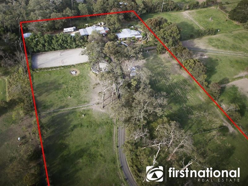 8 Noack Road, Harkaway VIC 3806