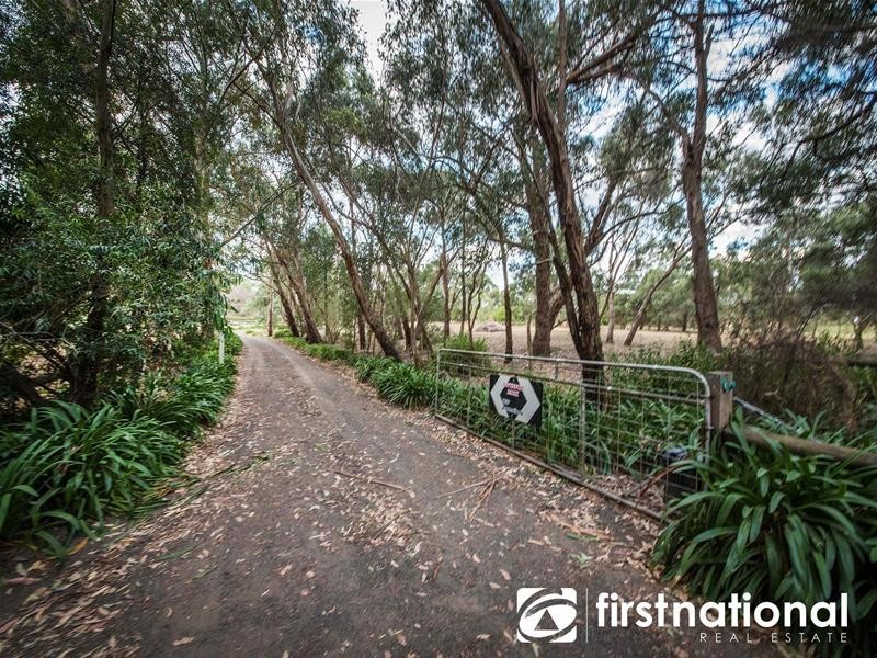 8 Noack Road, Harkaway VIC 3806