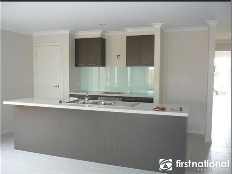 103 Henry Road, Pakenham VIC 3810