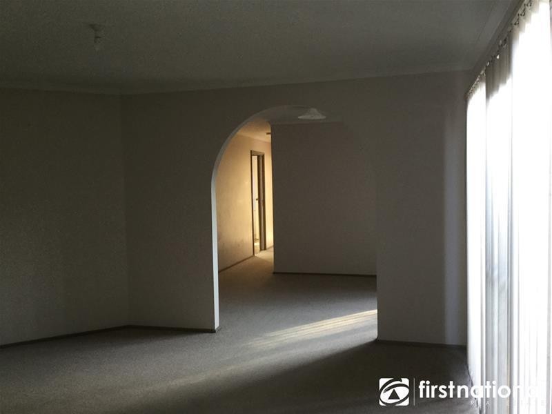 8 Cooney Close, Berwick VIC 3806