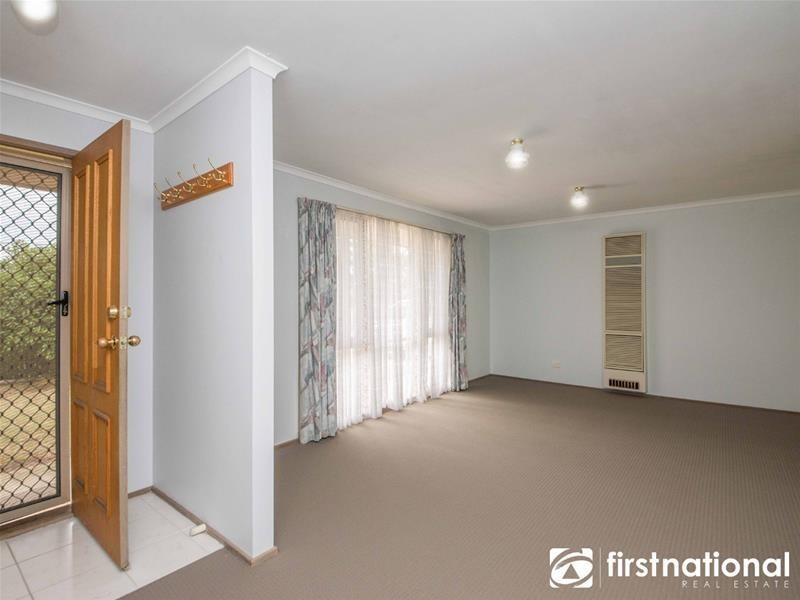 1 Dunbarton Drive, Pakenham VIC 3810