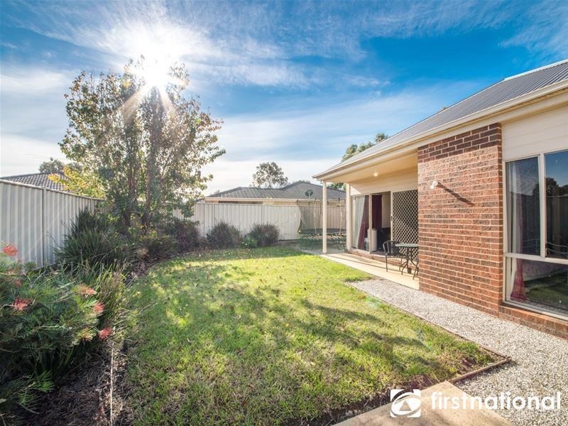 12 Tyrell Place, Pakenham VIC 3810